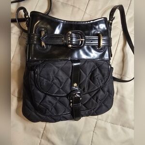 Elegant BURBERRY Black Quilted Crossbody Bag